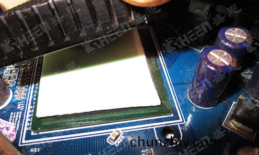 無硅導熱墊片.jpg 無(wu)硅導熱(re)墊(dian)片.jpg