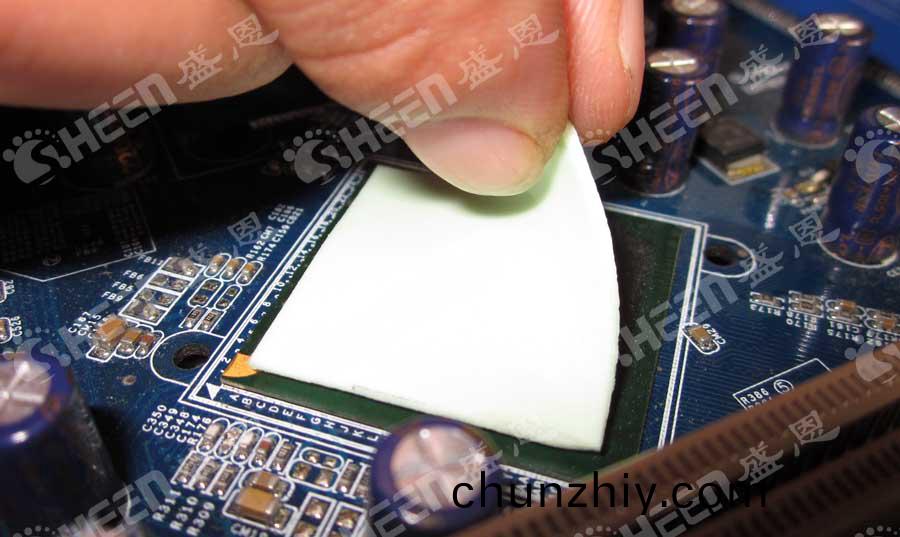 無硅導熱墊(dian)片.jpg 無(wu)硅導熱墊片.jpg